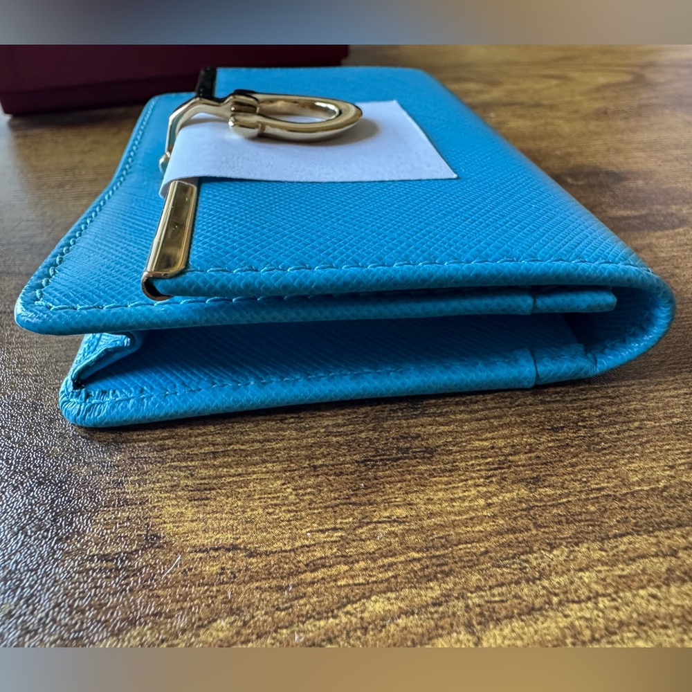 Ferragamo card wallet - Picture 4 of 15